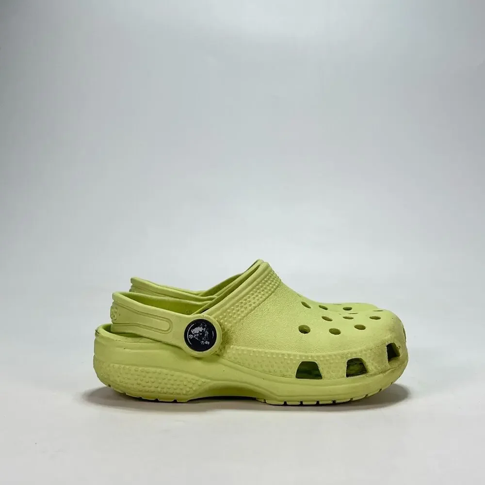 Crocs Classic Clogs Limeade Comfort Lightweight Slip On Shoes 206990 Kids Size 9